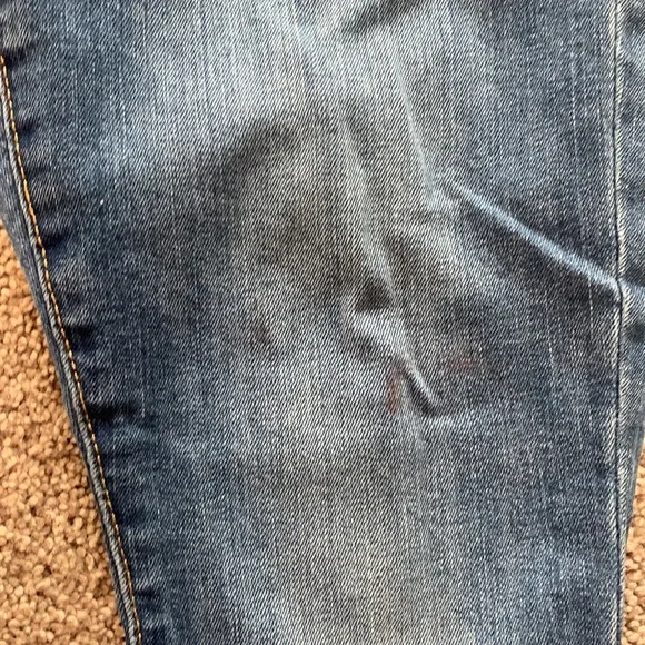 Inset panel short maternity jeans - Picture 3 of 3